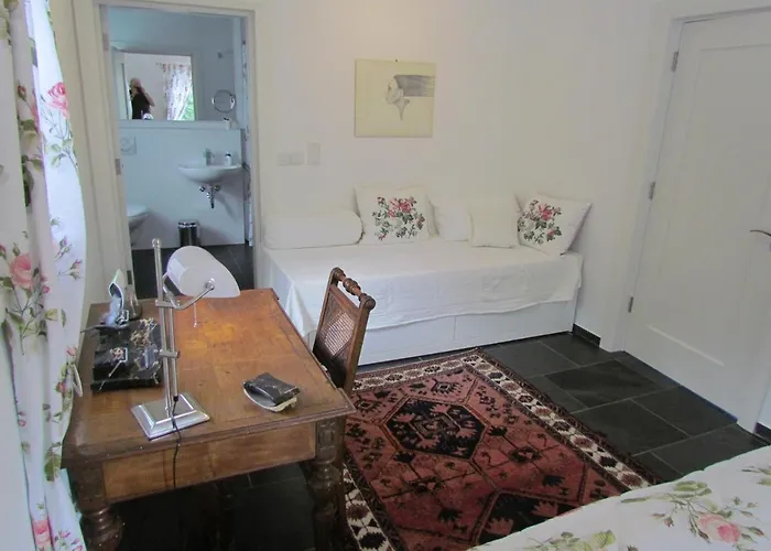 דירה Romantic Hideaway